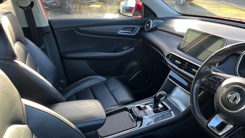 MG Hs 1.5 T-GDI Excite 5dr DCT Petrol Hatchback